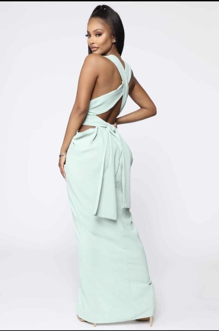 Pose from different Angel angles - Image 2